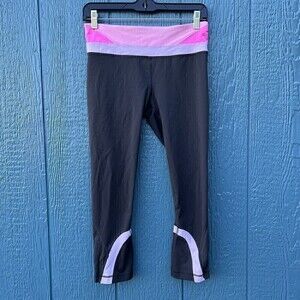 Lululemon Run Inspire Crop 6 Black Pink White Striped Legging Capri